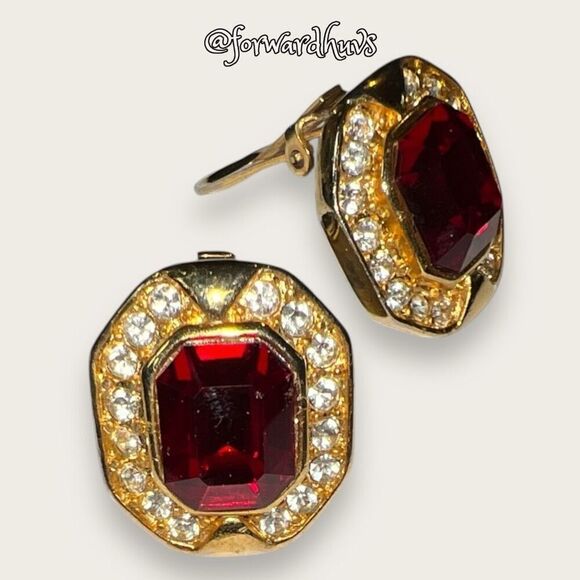 Vintage Rhinestone Earrings - Picture 6 of 8